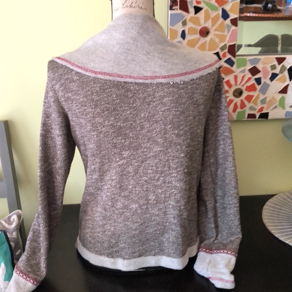 Hem & Thread Jacket - Picture 5 of 6